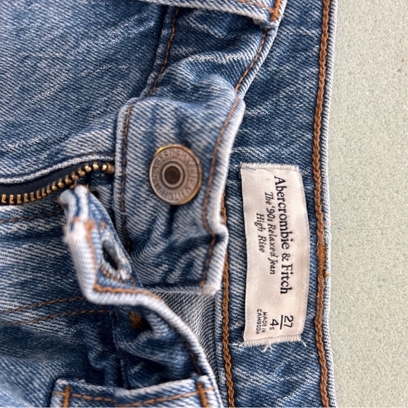 Abercrombie High Rise 90s Relaxed Jean, 27, raw hem, short - Picture 5 of 5